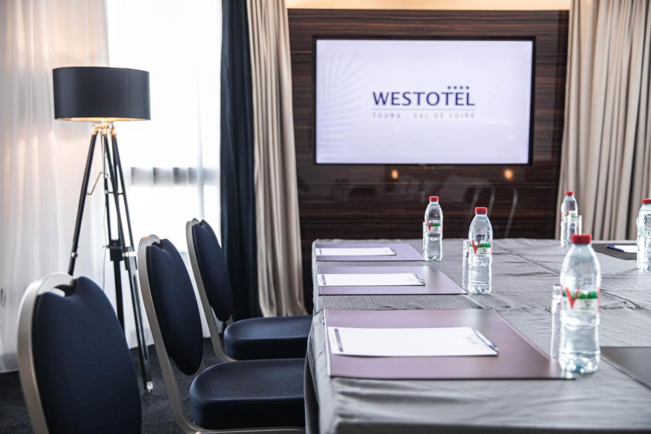 Westotel Tours Val De Loire La Ville-aux-Dames エクステリア 写真